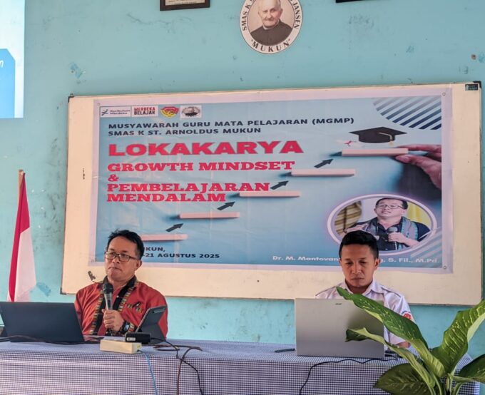 SMAS K St Arnoldus Mukun Gelar Lokakarya Growth Mindset dan Pembelajaran Mendalam