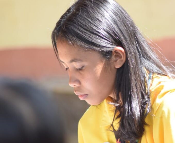 Acin Asisiana: Mutiara Berbakat dari SMAS K St. Arnoldus Mukun